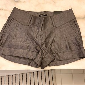 Express metallic shorts